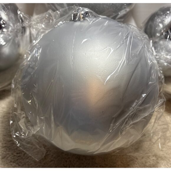 Set Of 4 Large Silver & Glitter Christmas Ornaments 8" Diameter - Picture 2 of 6